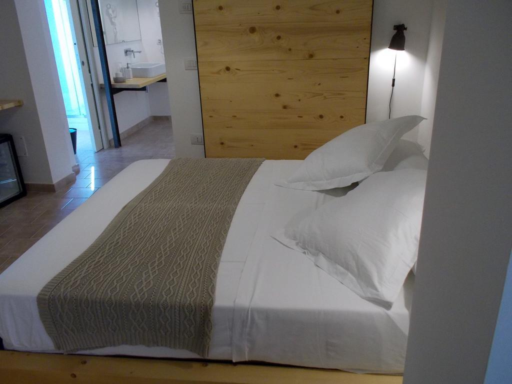 Le Stanze Del Poeta Hotell Salerno Rum bild